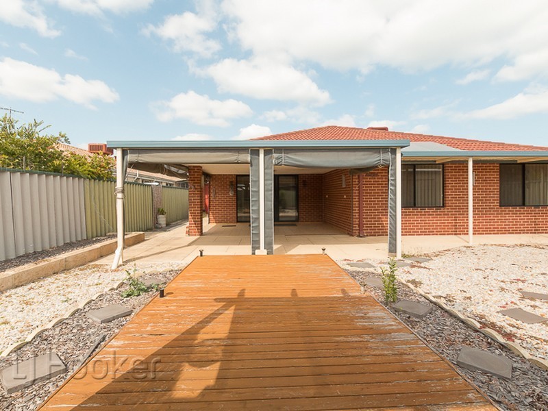 15 Cologne Gardens, Port Kennedy WA 6172
