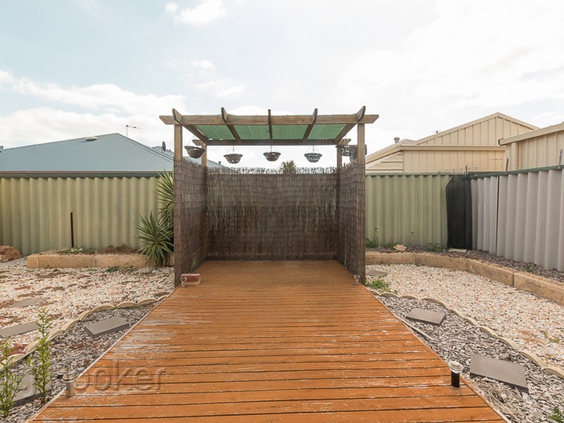15 Cologne Gardens, Port Kennedy WA 6172