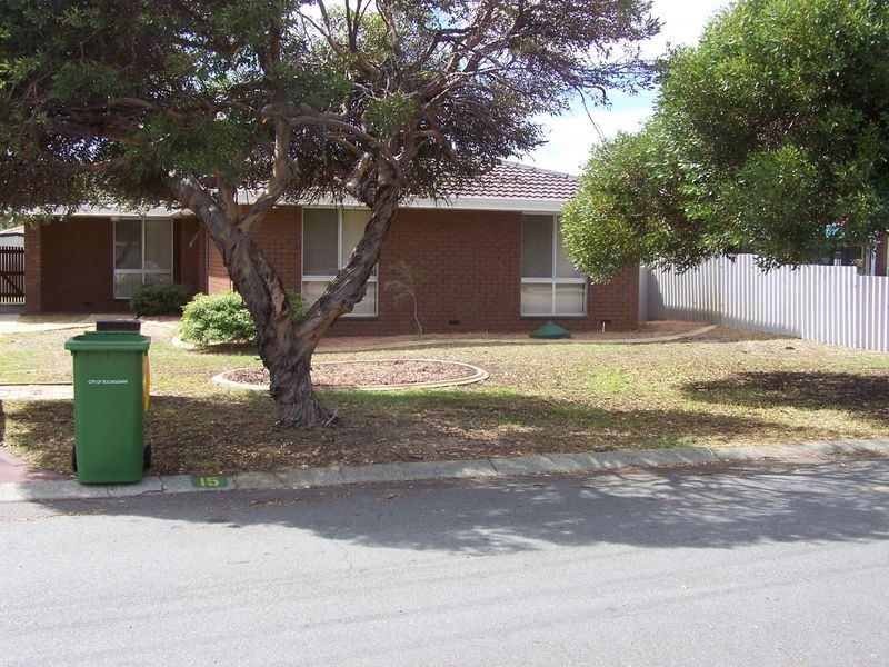 15 Chester Way, Rockingham WA 6168