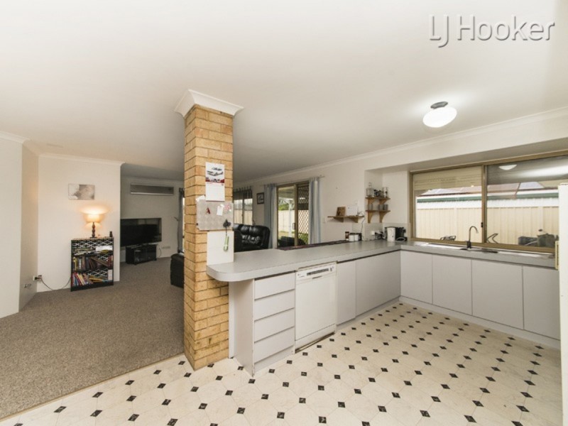 16 Cypress Mews, Warnbro WA 6169