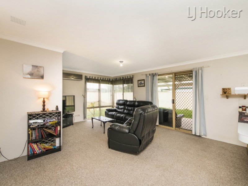 16 Cypress Mews, Warnbro WA 6169