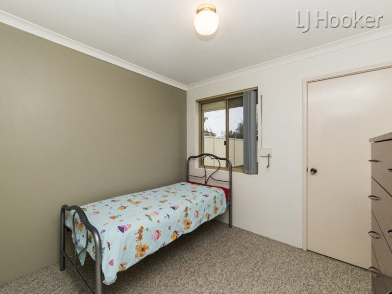 16 Cypress Mews, Warnbro WA 6169