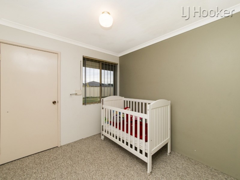16 Cypress Mews, Warnbro WA 6169