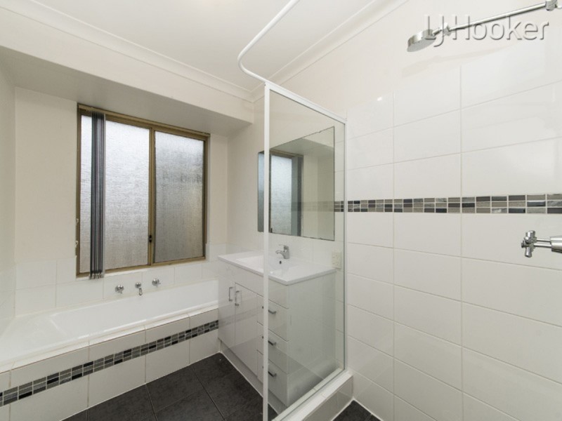 16 Cypress Mews, Warnbro WA 6169
