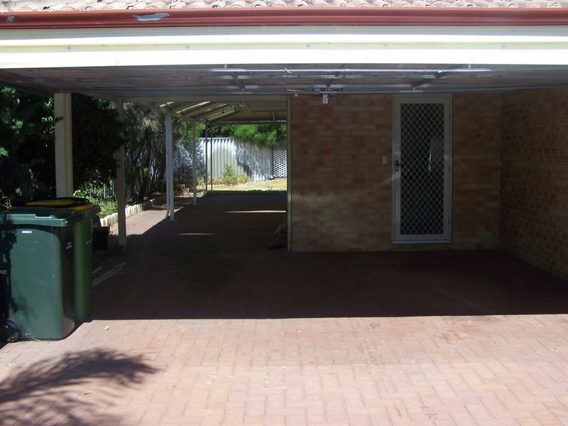 10 Delwood Court, Port Kennedy WA 6172