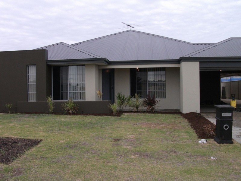 14 Keraudren Vale, Secret Harbour WA 6173
