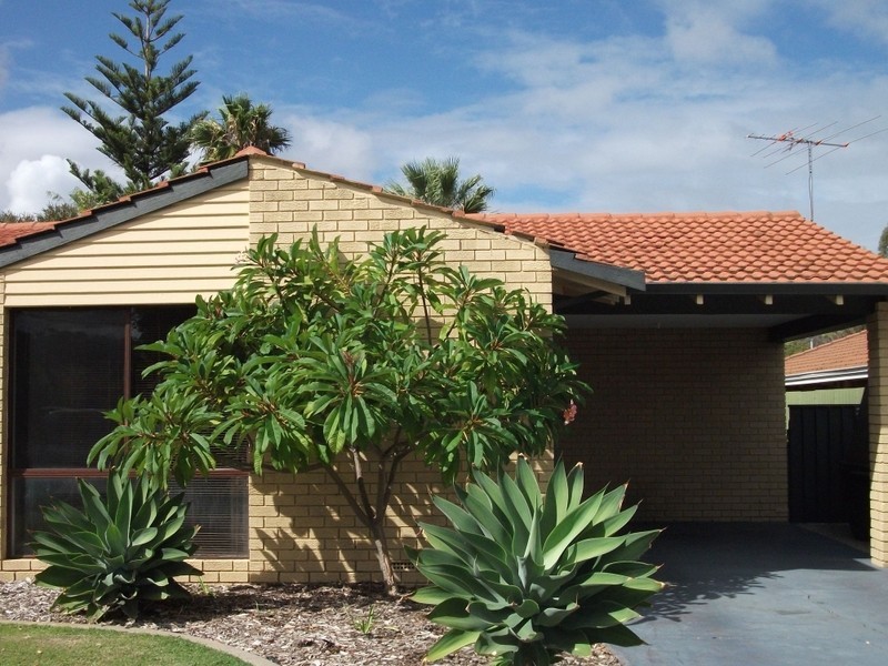 24 Park Drive, Cooloongup WA 6168