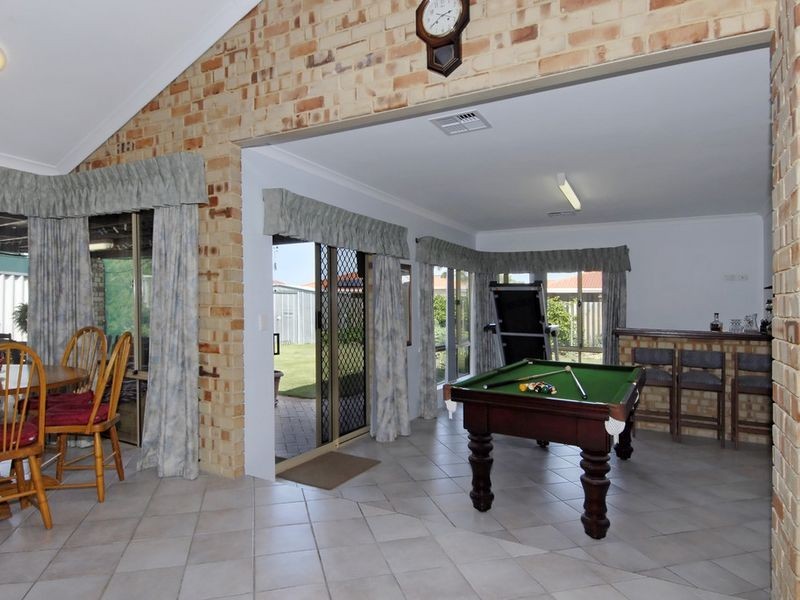 7 Glenelg Close, Warnbro WA 6169