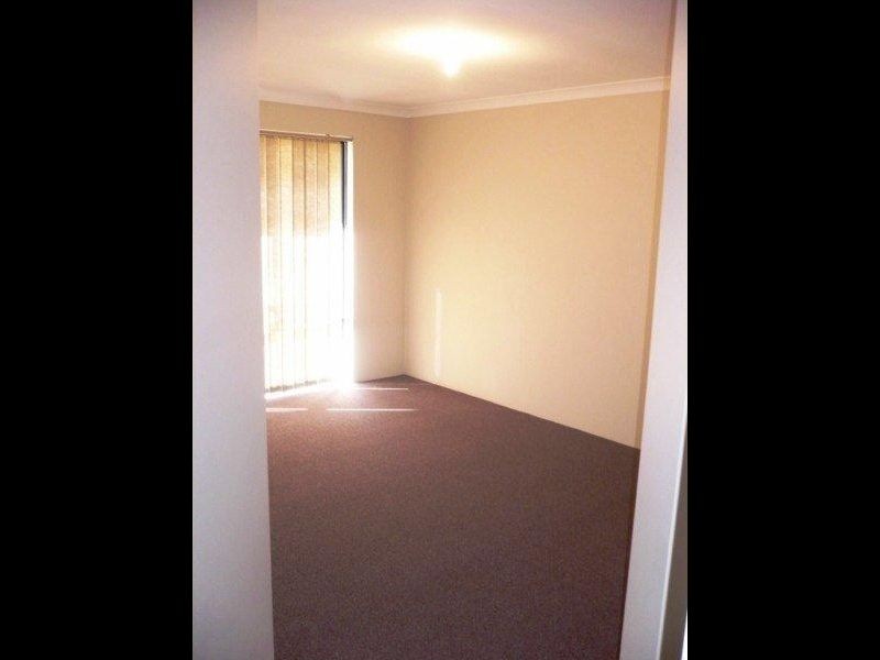 9 Caranja Court, Warnbro WA 6169