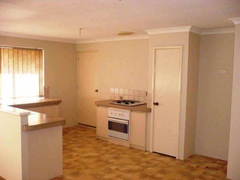 9 Caranja Court, Warnbro WA 6169