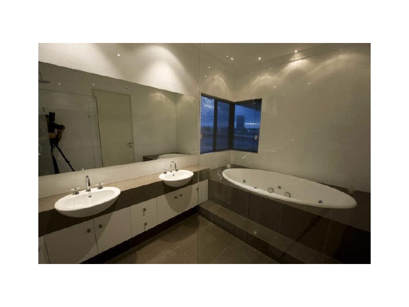 9 Cassey Street, Como WA 6152