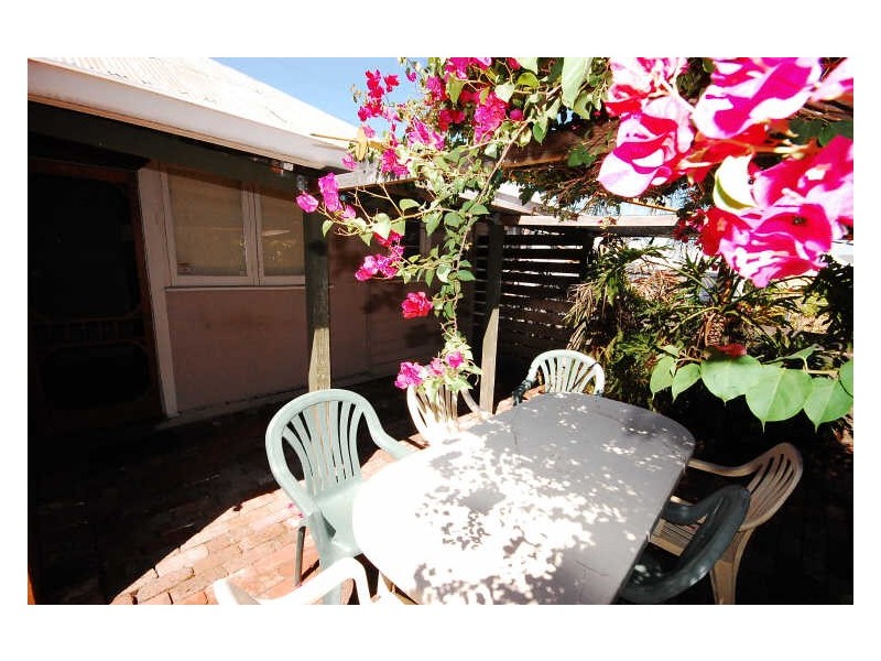 89 Kitchener Avenue, Victoria Park WA 6100