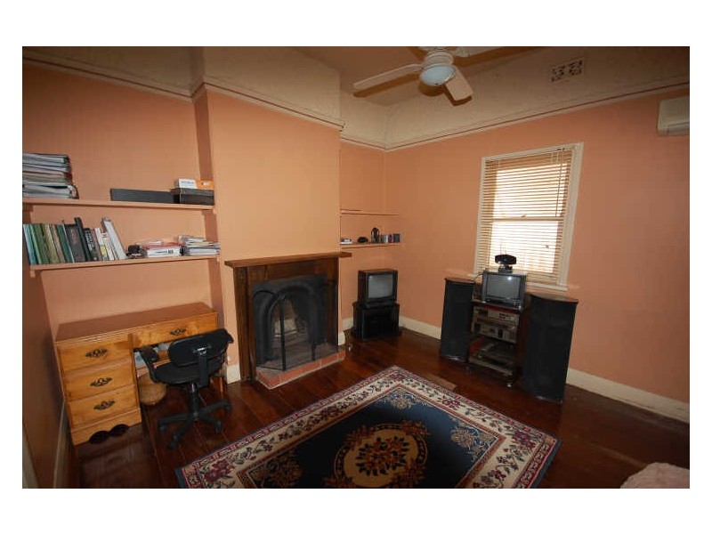 89 Kitchener Avenue, Victoria Park WA 6100