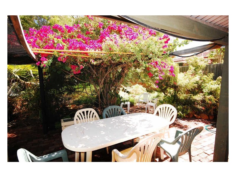 89 Kitchener Avenue, Victoria Park WA 6100