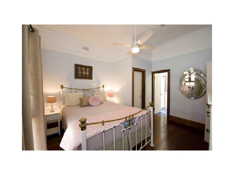 54 Basinghall Street, East Victoria Park WA 6101