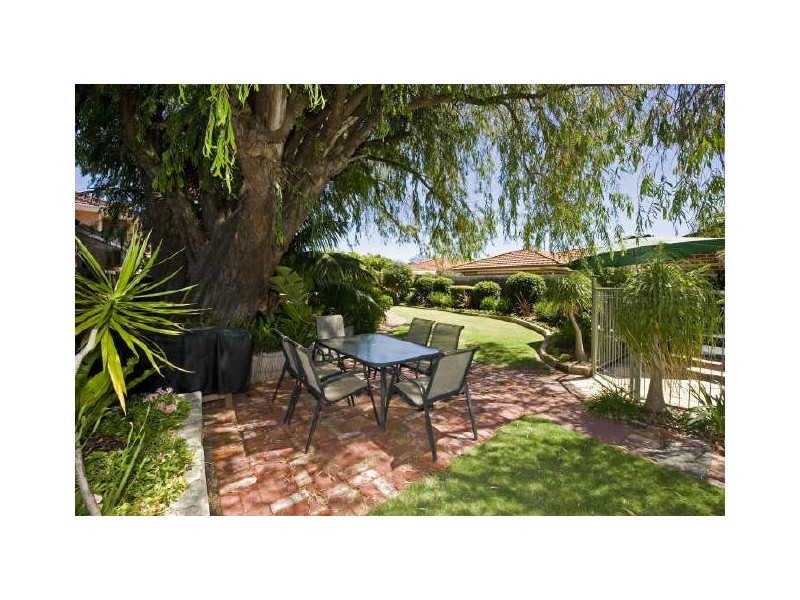 54 Basinghall Street, East Victoria Park WA 6101