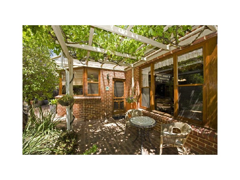 54 Basinghall Street, East Victoria Park WA 6101