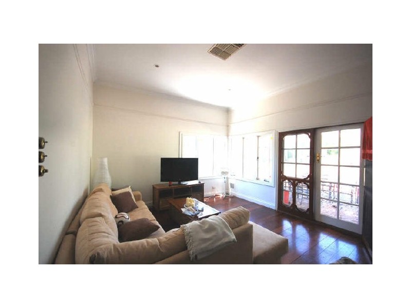 60 Banksia Terrace, Kensington WA 6151