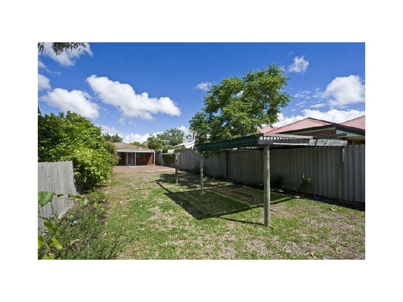 31 Rathay Street, Victoria Park WA 6100