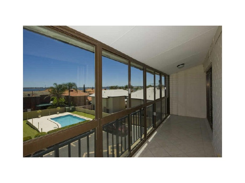 3/61 Mary Street, Como WA 6152