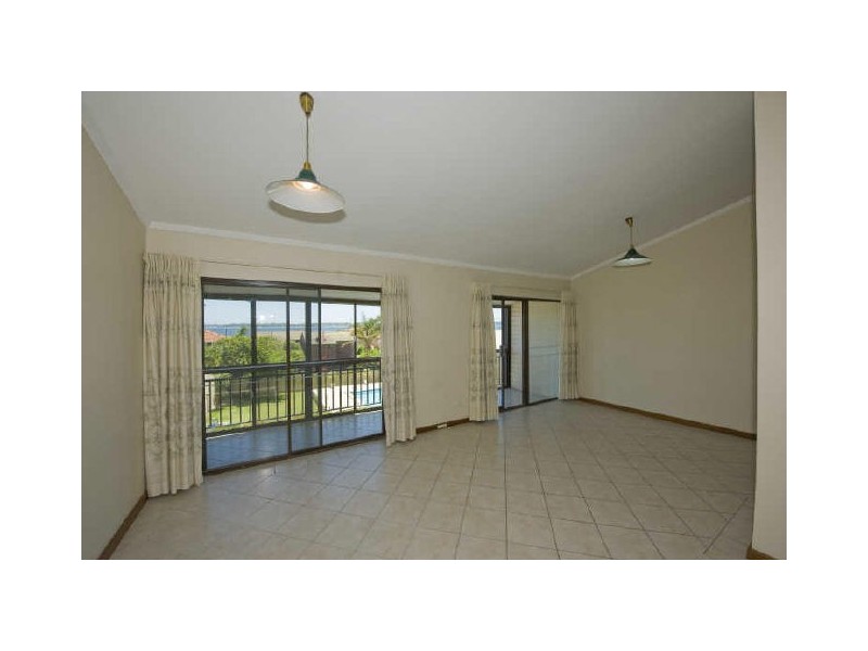 3/61 Mary Street, Como WA 6152