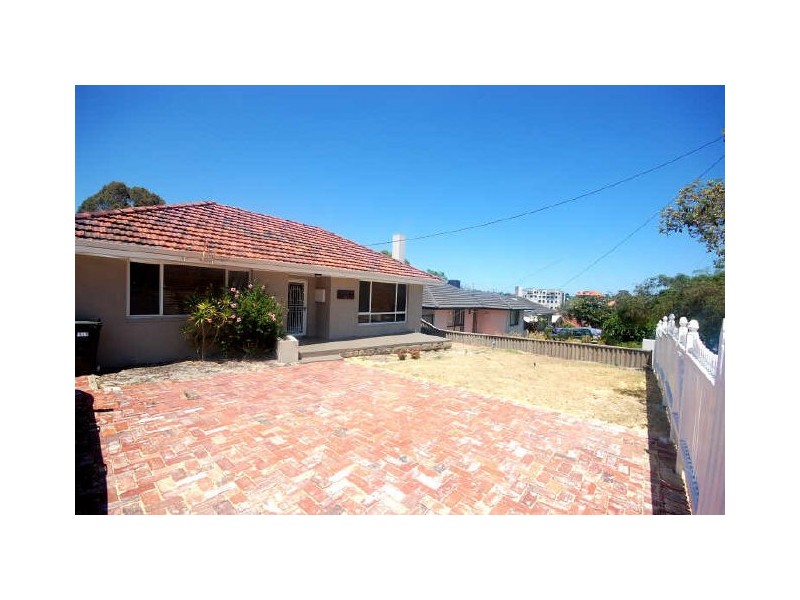 116 Boundary Road, St James WA 6102