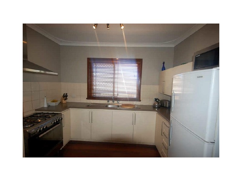 116 Boundary Road, St James WA 6102