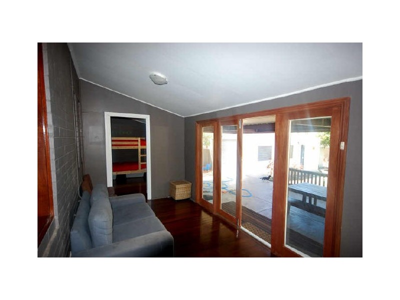 116 Boundary Road, St James WA 6102