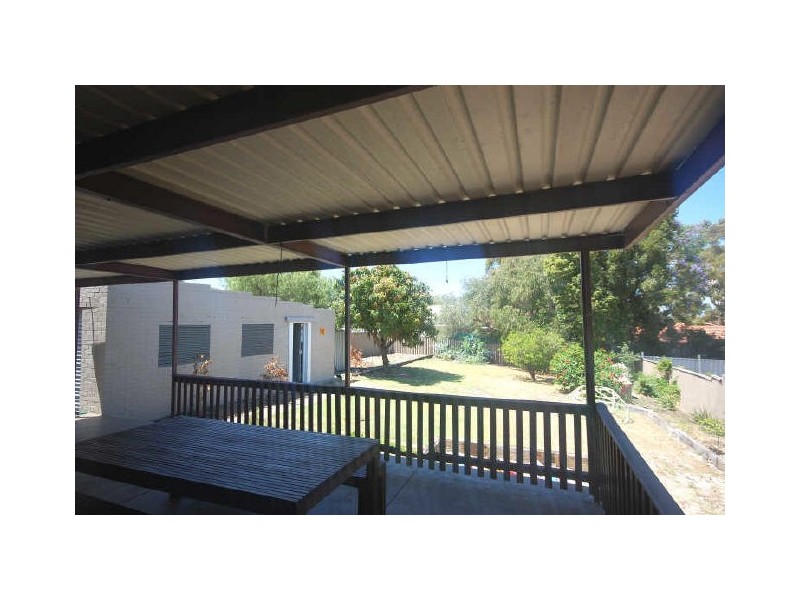 116 Boundary Road, St James WA 6102