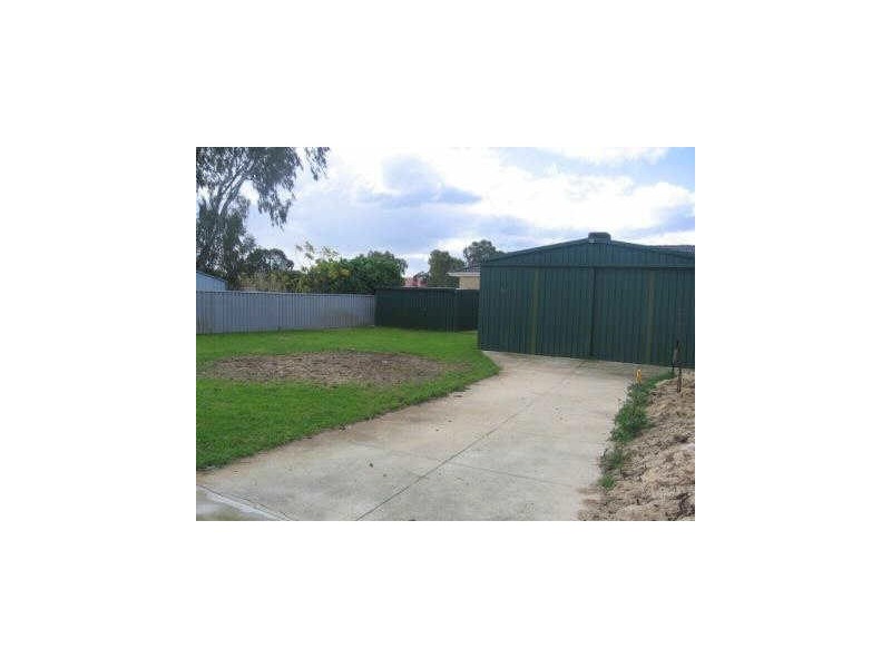 14 Redcliffe Street, East Cannington WA 6107
