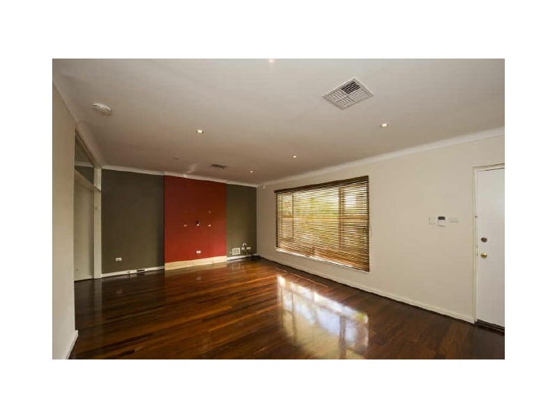 10 Trelion Place, Rivervale WA 6103
