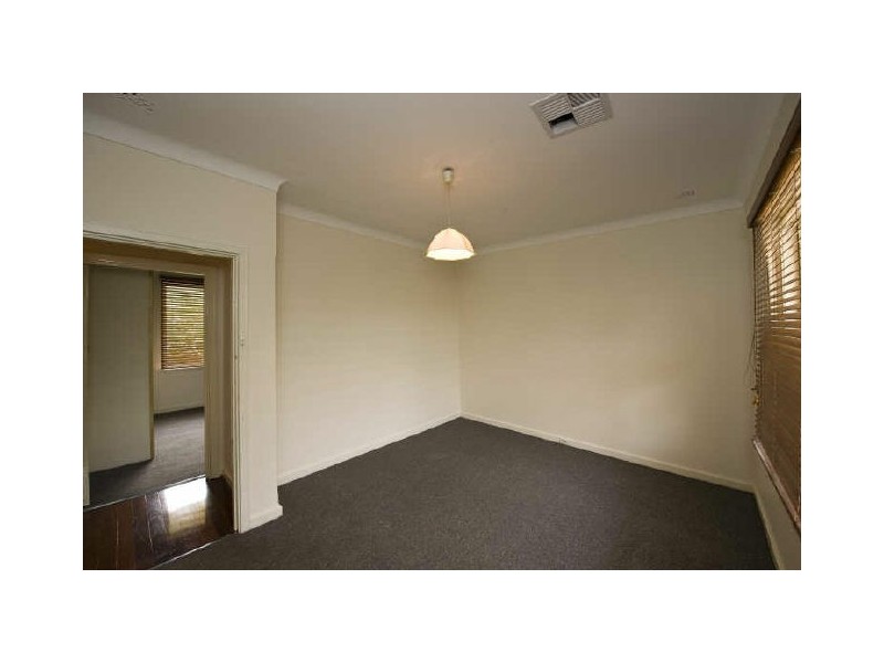 10 Trelion Place, Rivervale WA 6103