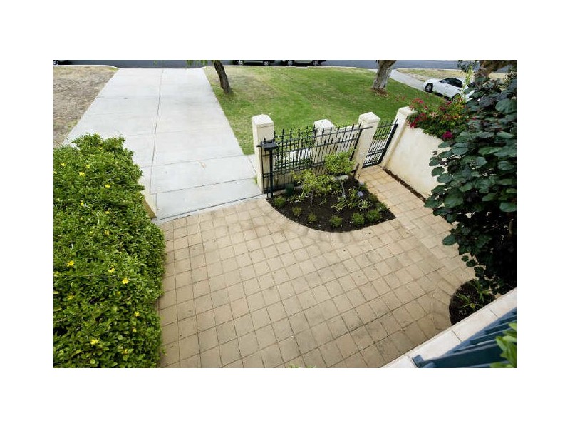 86 Napier Street, Cottesloe WA 6011