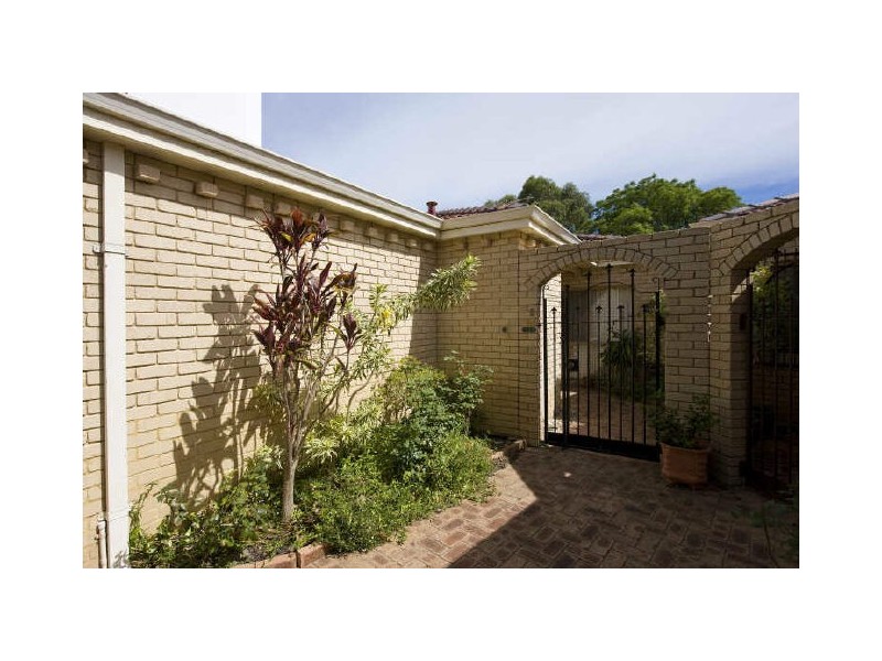 2/31 Victoria Avenue, Claremont WA 6010