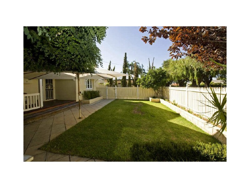 43 Hubert Street, East Victoria Park WA 6101