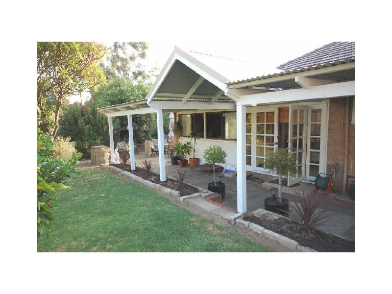 141 Canning Road, Kalamunda WA 6076