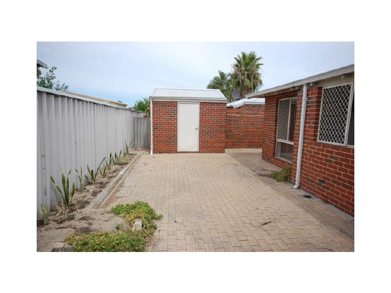 4/207 Shepperton Road, East Victoria Park WA 6101