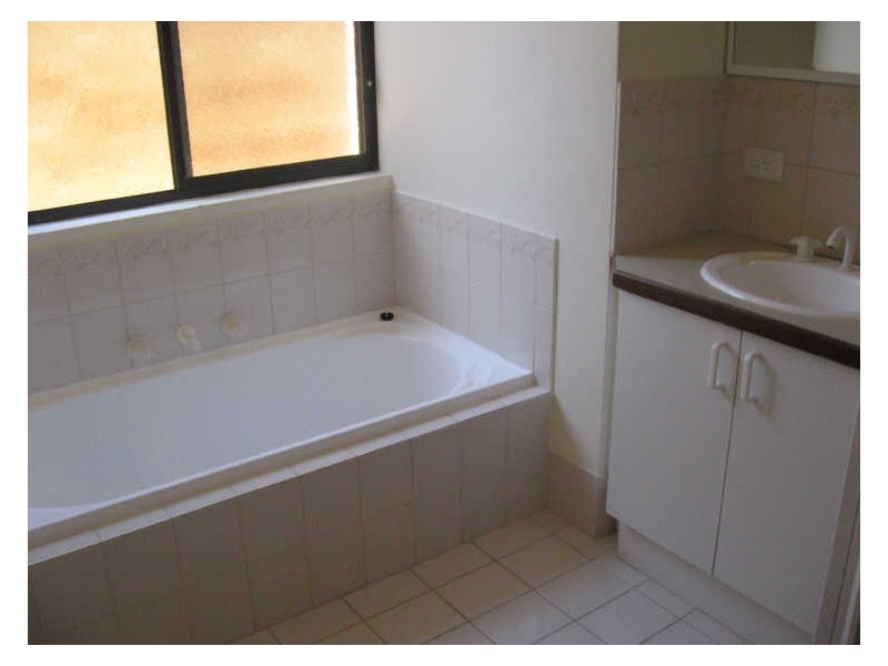 11/18-20 The Crescent, Redcliffe WA 6104