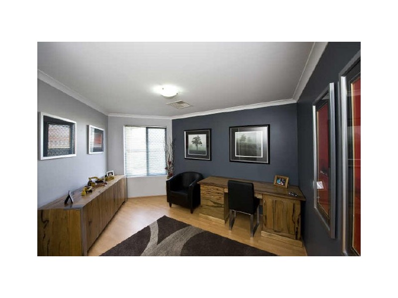 4B Rathay Street, Victoria Park WA 6100