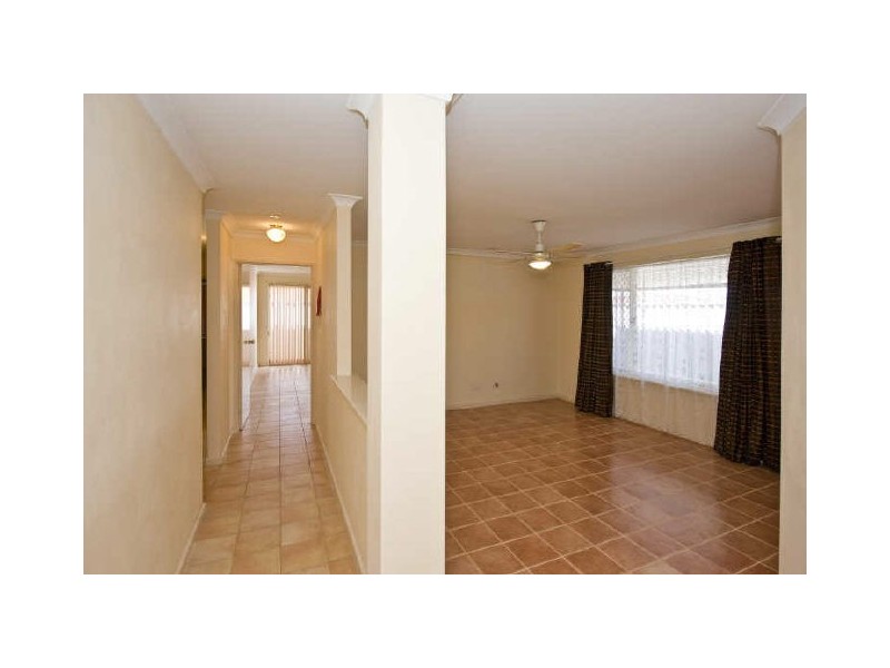 2/1 Bucat Street, Hamilton Hill WA 6163