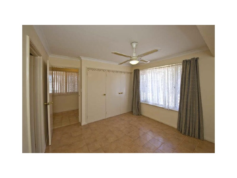 2/1 Bucat Street, Hamilton Hill WA 6163