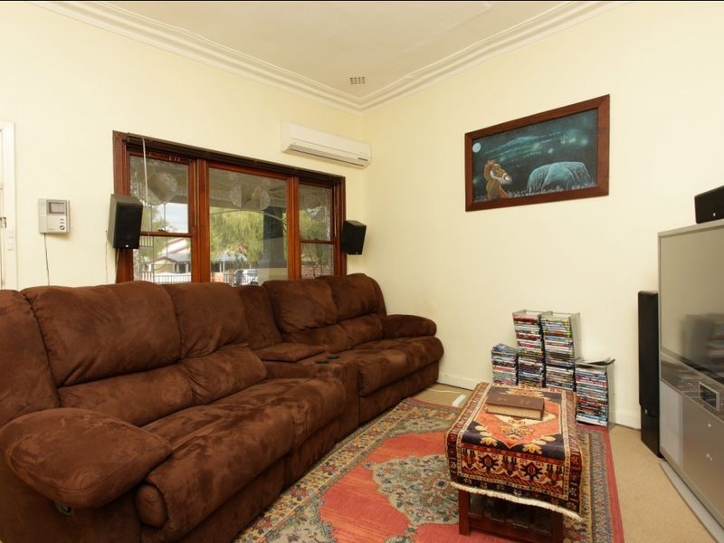 11 Langler Street, East Victoria Park WA 6101