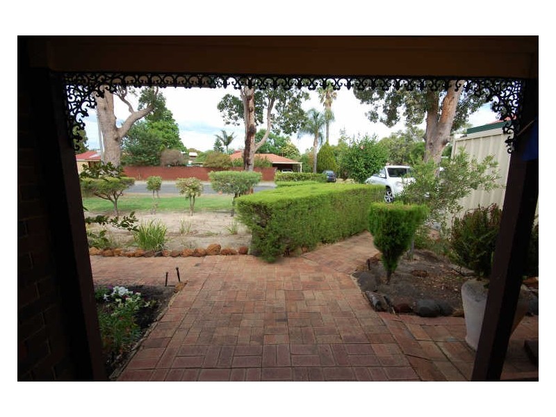 67 Gribble Avenue, Armadale WA 6112