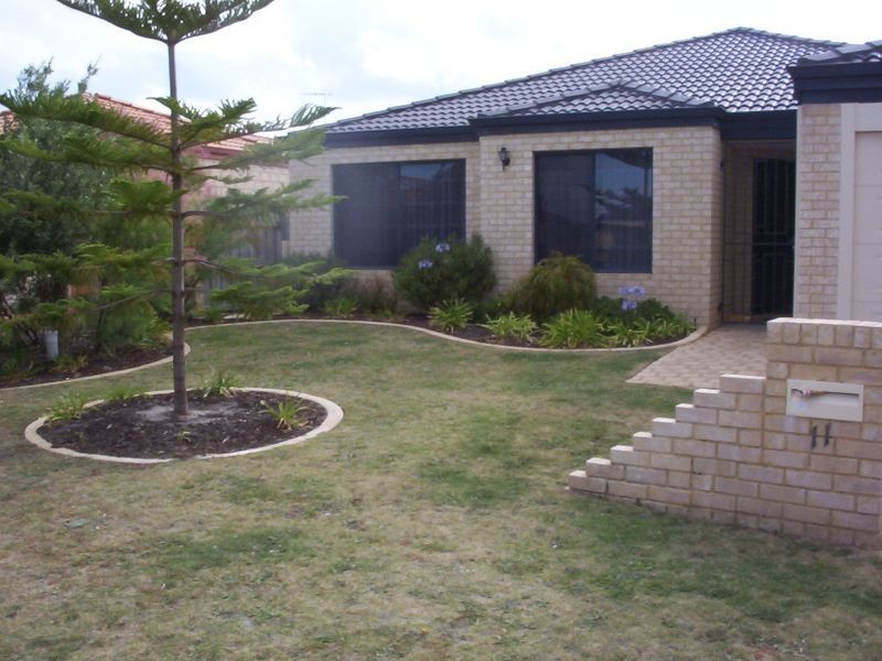 11 Lambasa Way, Mindarie WA 6030