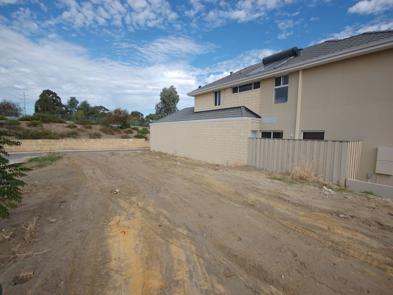 16 Plomarion Rise, Victoria Park WA 6100