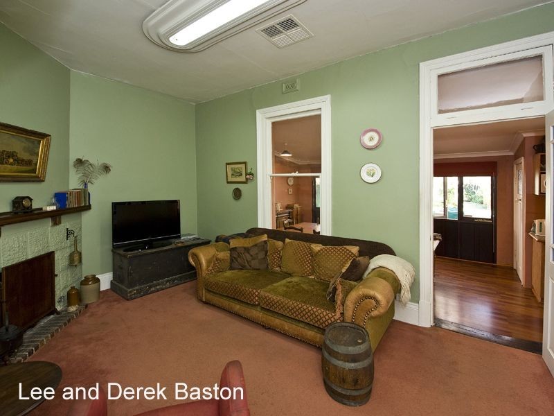 33 Gloucester Street, Victoria Park WA 6100