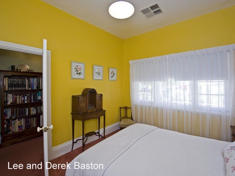 33 Gloucester Street, Victoria Park WA 6100