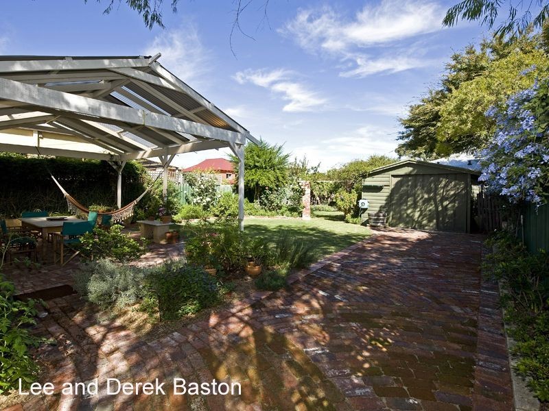 33 Gloucester Street, Victoria Park WA 6100