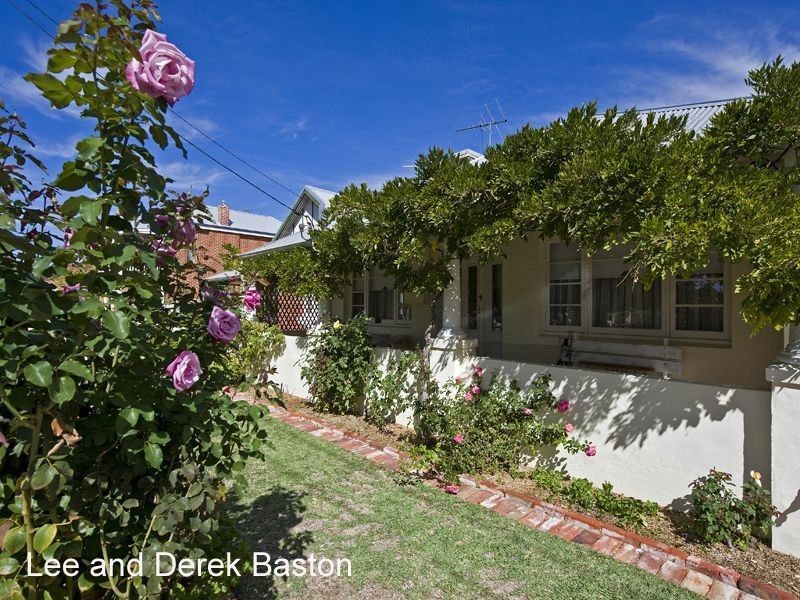 33 Gloucester Street, Victoria Park WA 6100