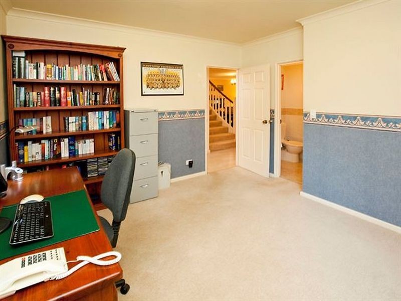 23 Westland Place, Waterford WA 6152